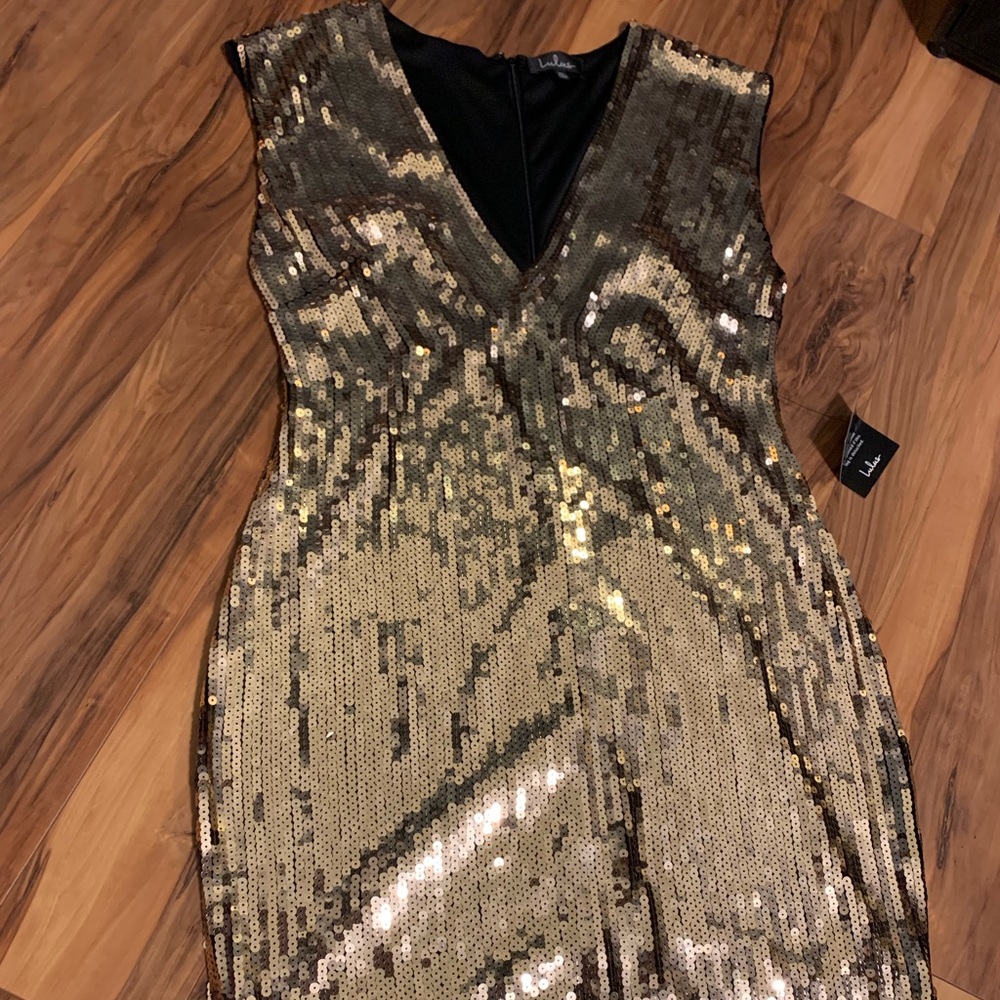 NWT Lulu’s Gold Sequin Dress